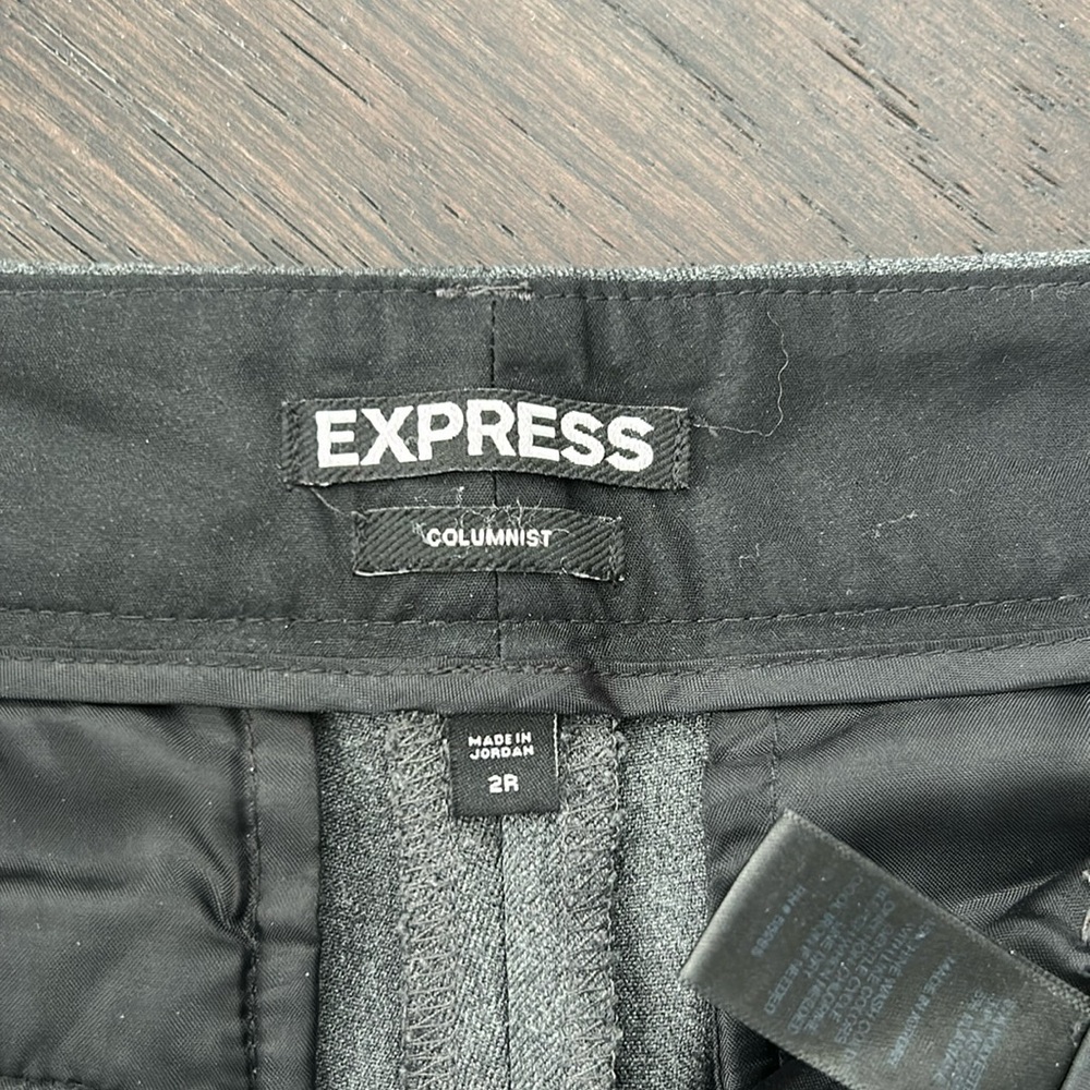 Express Columnist pants size 2R. 33 inch inseam